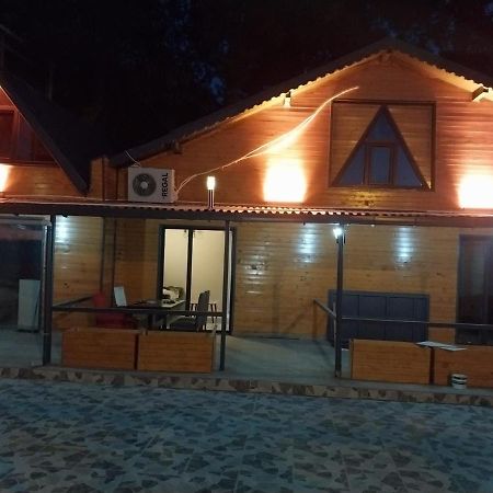 Zemahotel Catalca Bagian luar foto