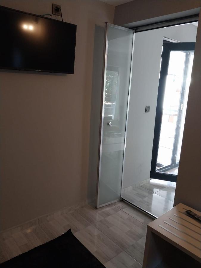 Zemahotel Catalca Bagian luar foto
