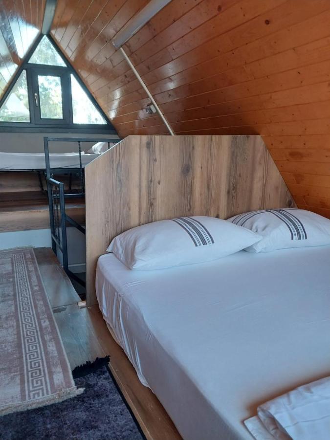 Zemahotel Catalca Bagian luar foto
